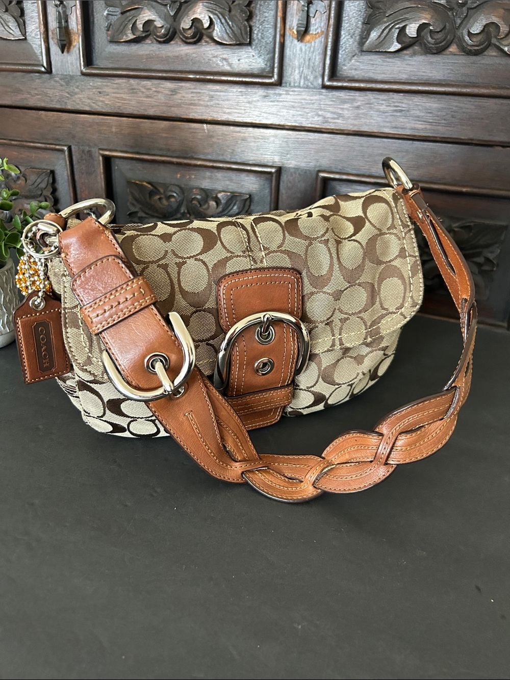 Vintage Y2K Coach SoHo Signature Pockets Flap
Braided Strap Brown Shoulder - Picture 10 of 17